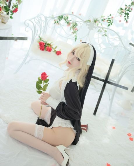 夏目春彩