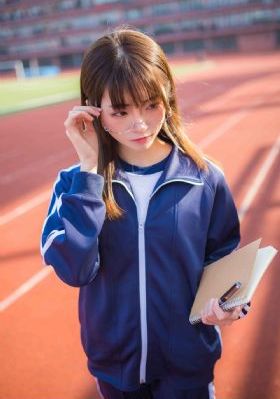 扑克牌男女高清免费观看